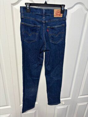 Levi’s 724 High Rise Straight Jeans Dark Wash Size 28